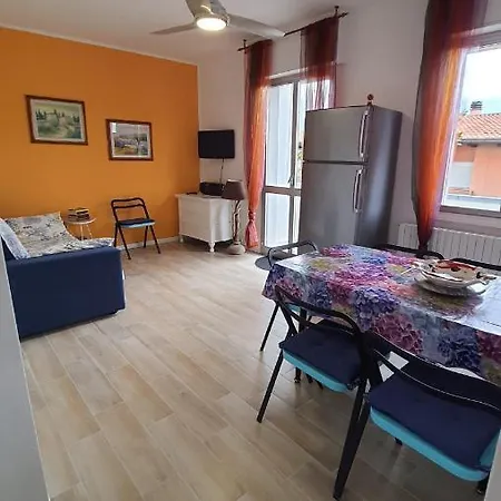 Casa Fronte Mare Sassonia Apartment