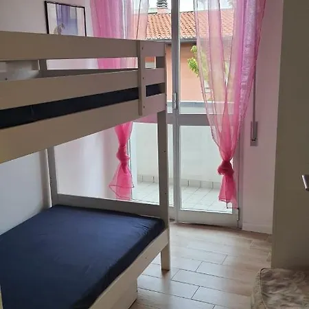 Casa Fronte Mare Sassonia Lägenhet